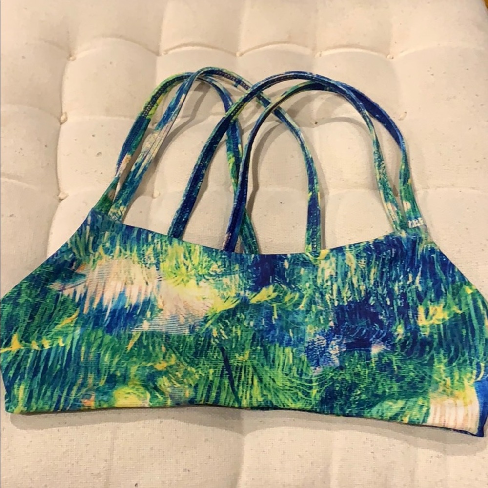 Jolyn bikini top